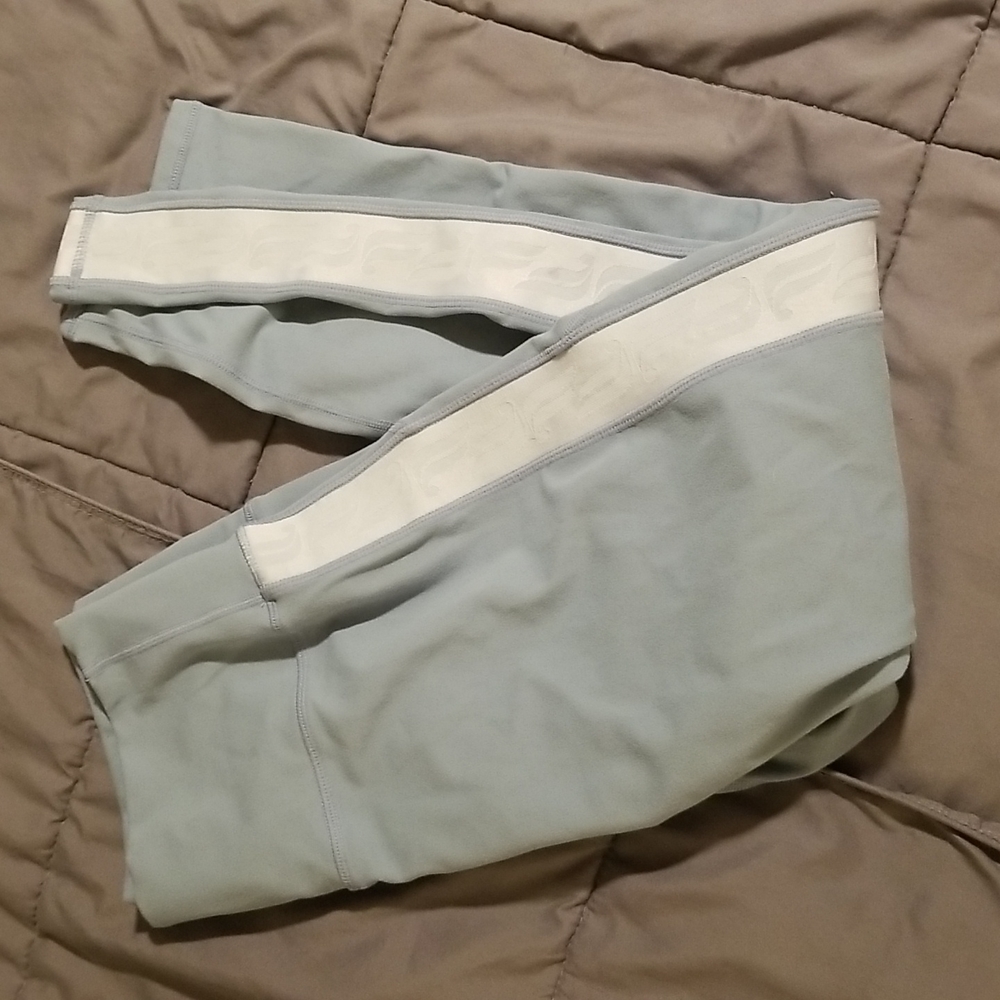 Fabletics Powerhold 7/8 - Picture 2 of 3